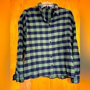 Madewell Navy and Green checkered flannel! Boxy fit!